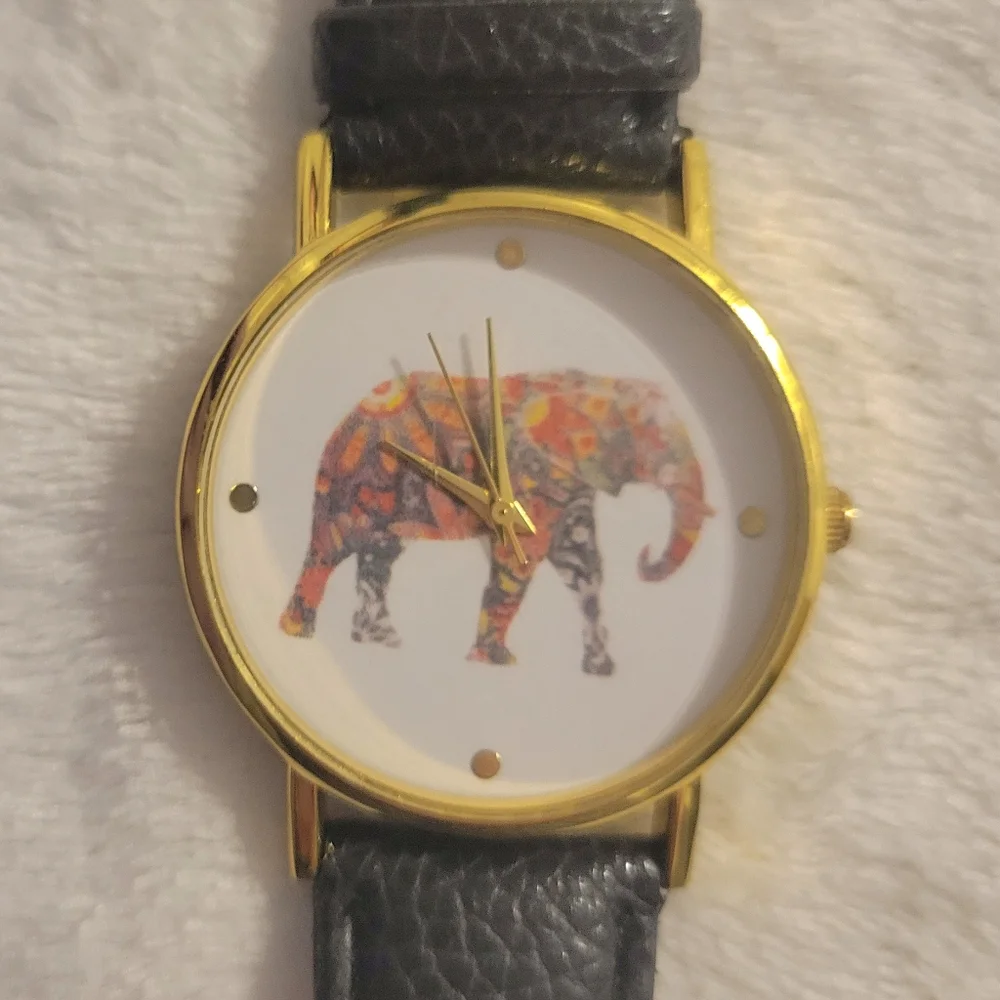🌺Elephant Watch🌺 - Picture 1 of 3